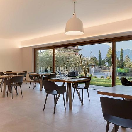 ריבה דל גארדה Agriturismo De Bas מראה חיצוני תמונה