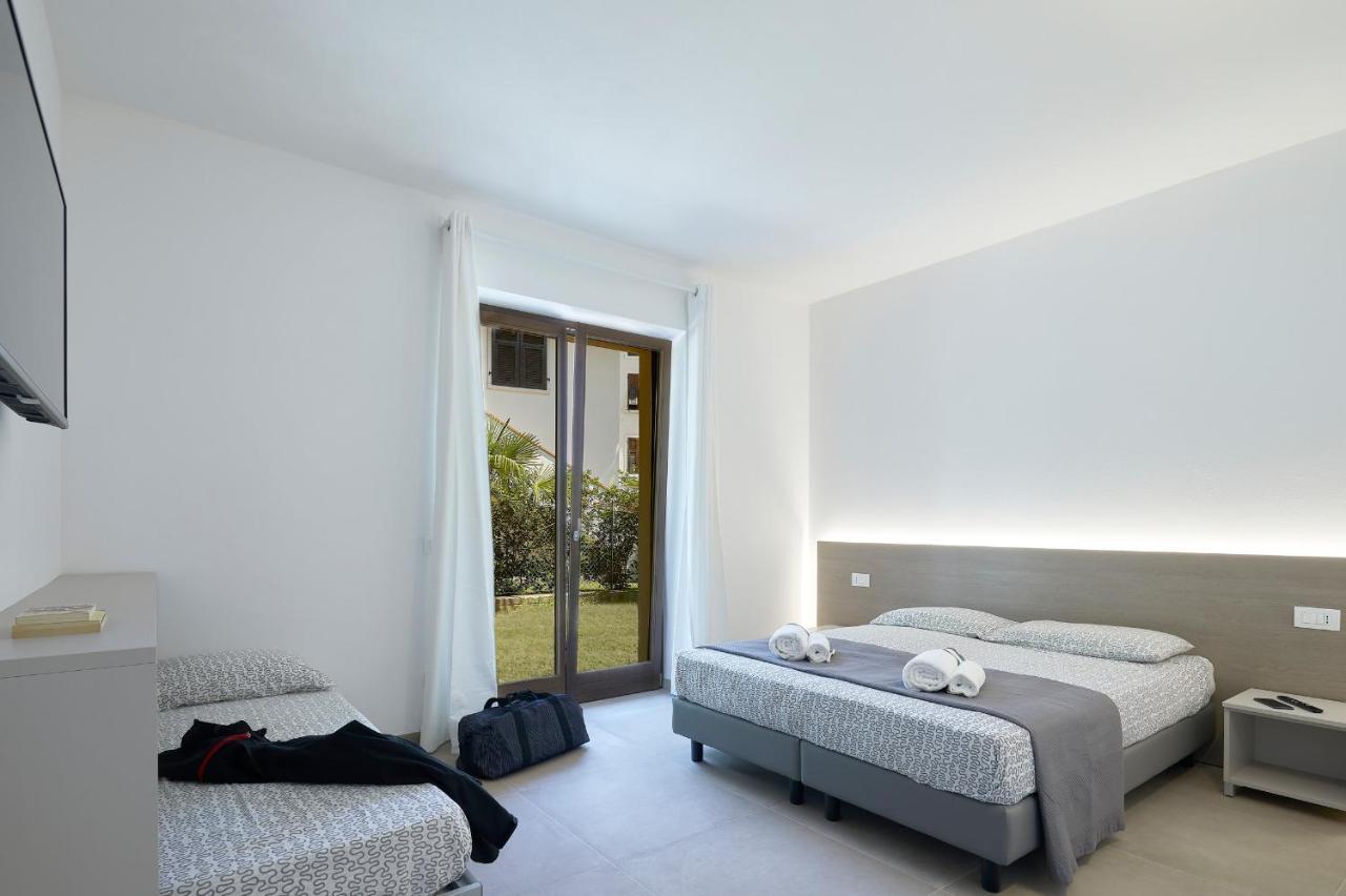 ריבה דל גארדה Agriturismo De Bas מראה חיצוני תמונה